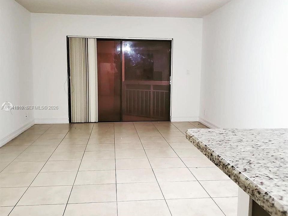 Недавно арендовано: $1,800 (1 спален, 1 ванн, 710 Квадратных фут)