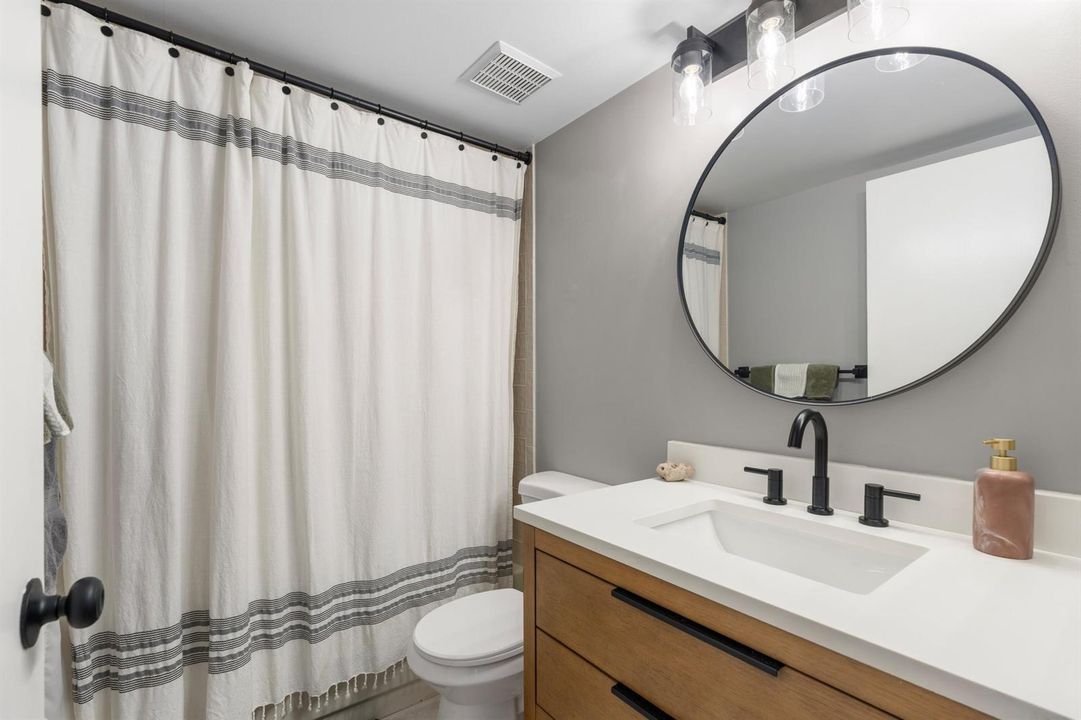 Bathroom #2