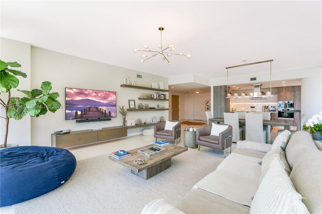 待售: $5,549,000 (3 贝兹, 3 浴室, 2357 平方英尺)