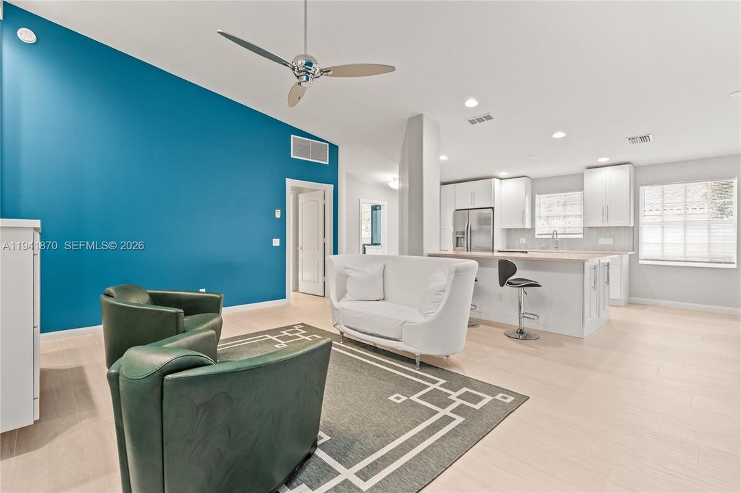 For Sale: $495,000 (2 beds, 2 baths, 1540 Square Feet)