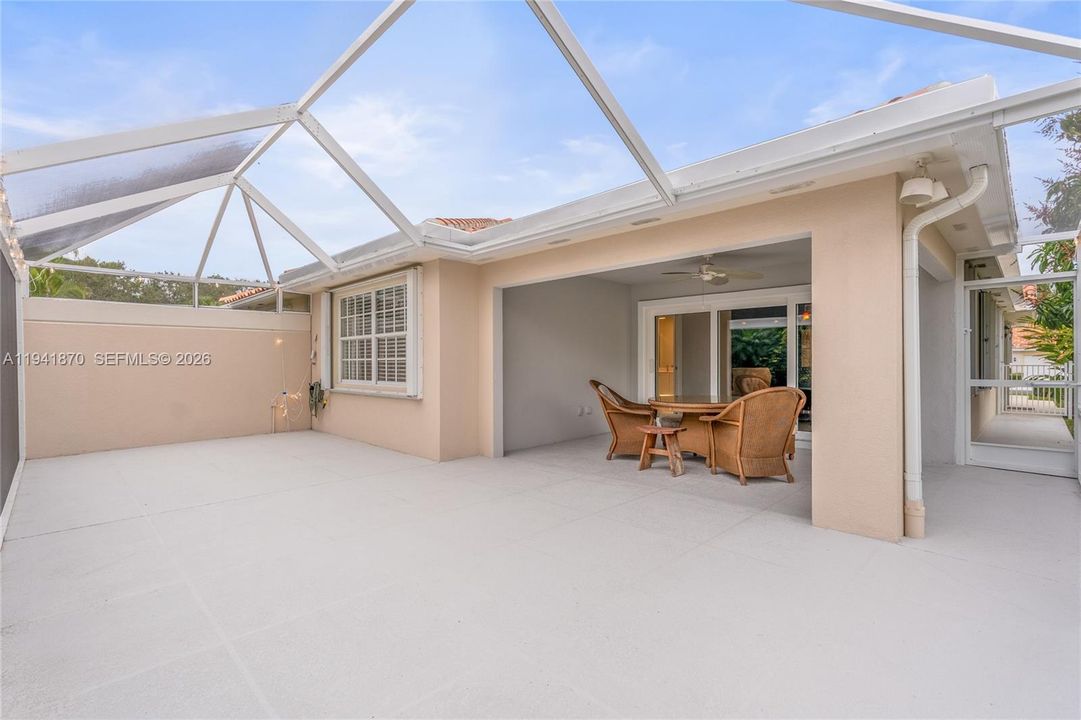 For Sale: $495,000 (2 beds, 2 baths, 1540 Square Feet)
