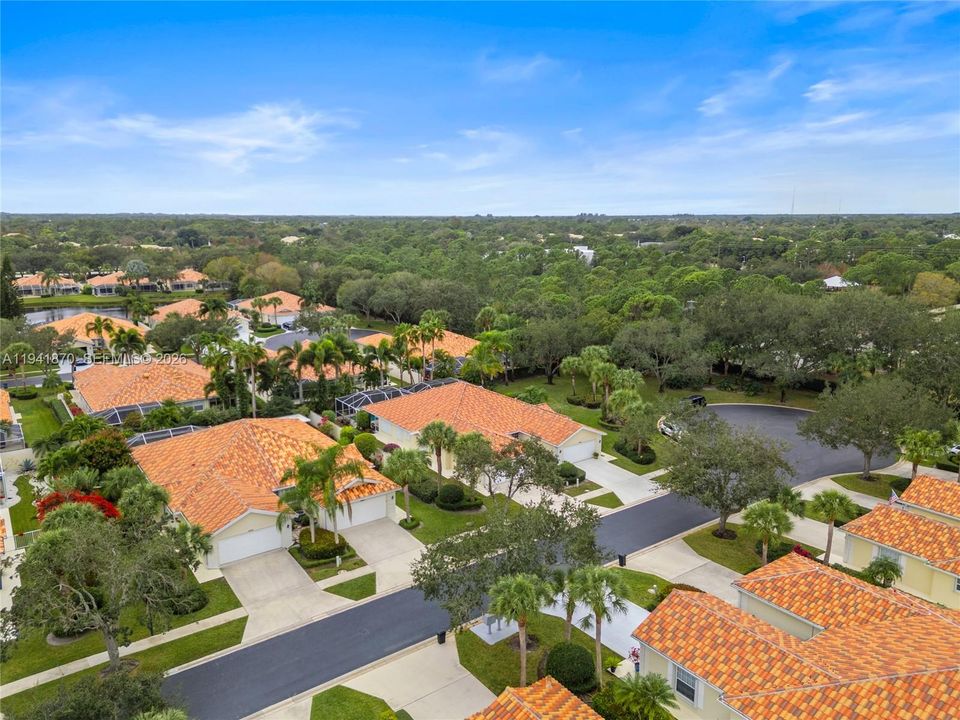 For Sale: $495,000 (2 beds, 2 baths, 1540 Square Feet)