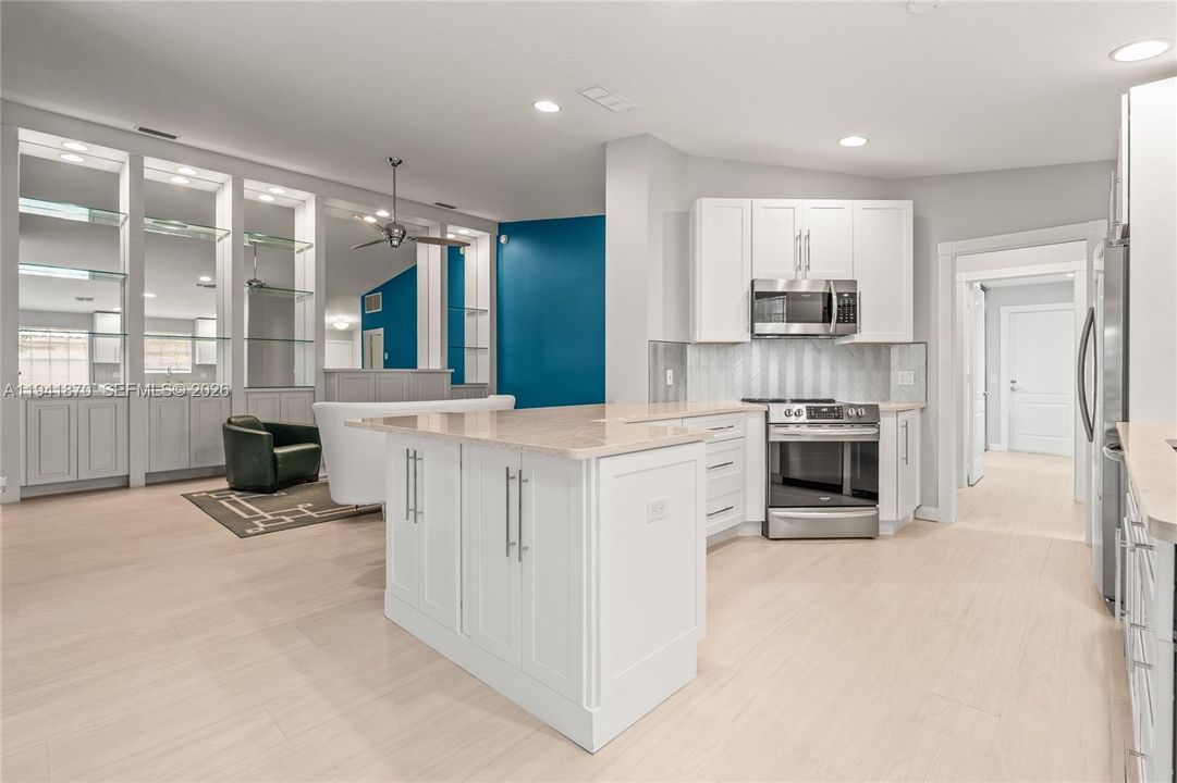 For Sale: $495,000 (2 beds, 2 baths, 1540 Square Feet)