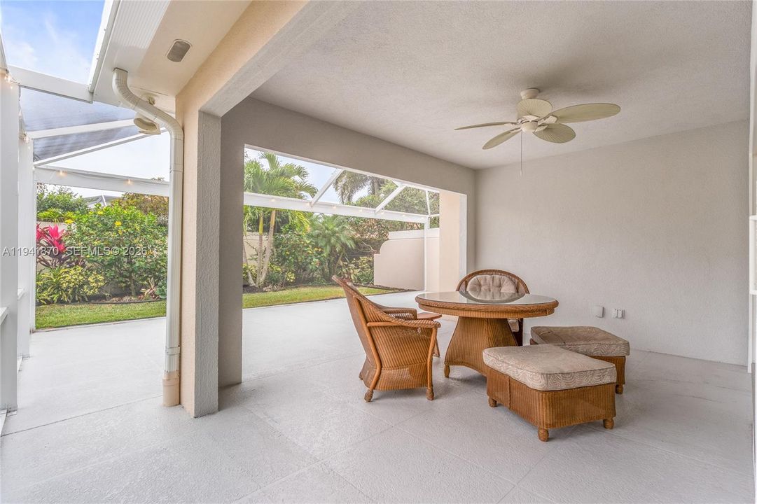 For Sale: $495,000 (2 beds, 2 baths, 1540 Square Feet)