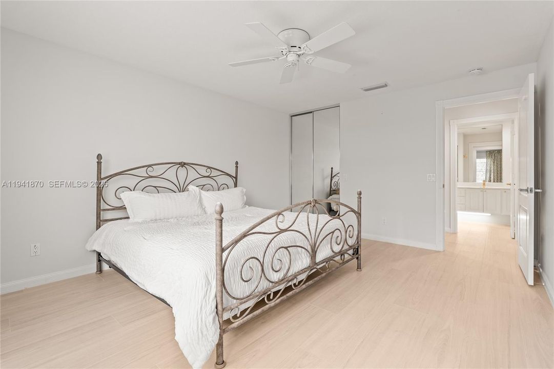 For Sale: $495,000 (2 beds, 2 baths, 1540 Square Feet)