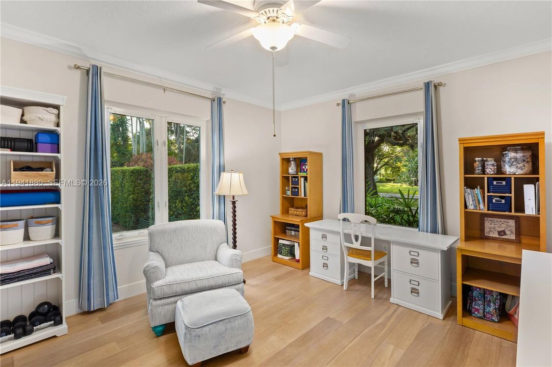 Recently Sold: $3,448,000 (4 beds, 4 baths, 3076 Square Feet)