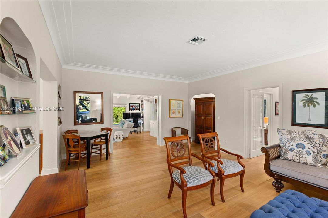 Recently Sold: $3,448,000 (4 beds, 4 baths, 3076 Square Feet)