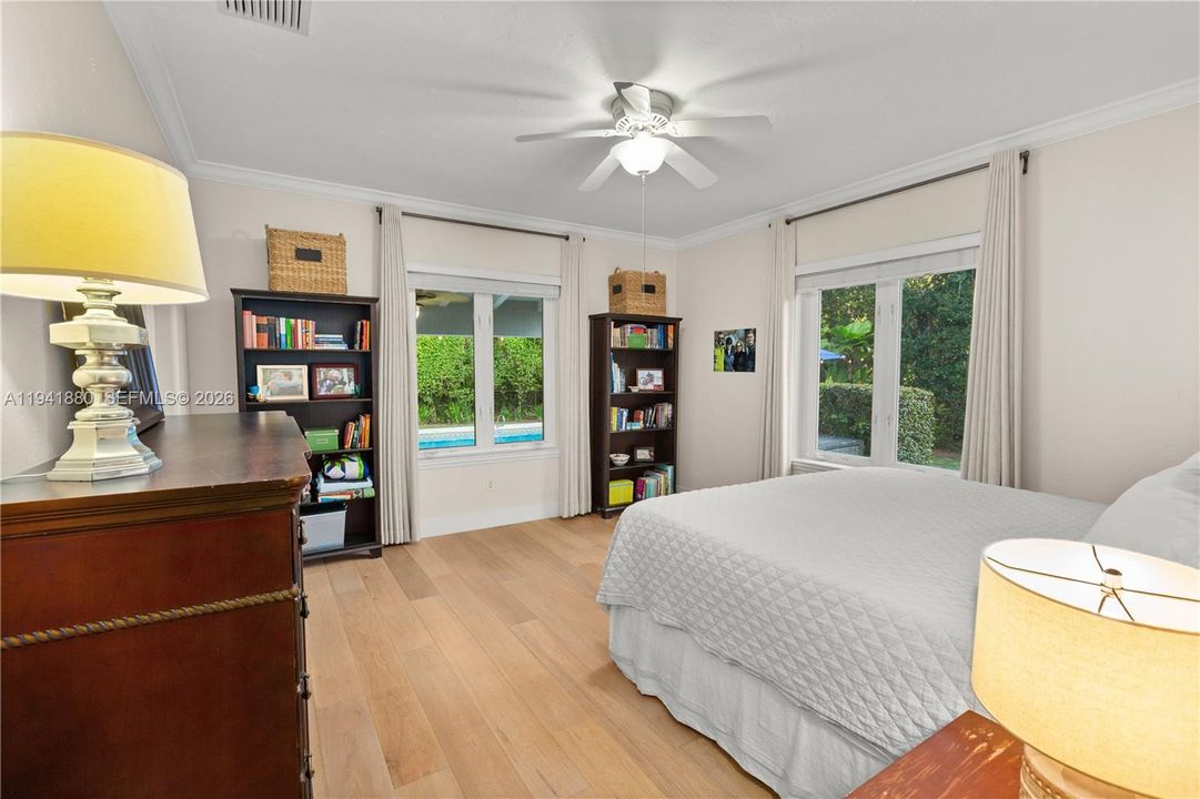 Recently Sold: $3,448,000 (4 beds, 4 baths, 3076 Square Feet)