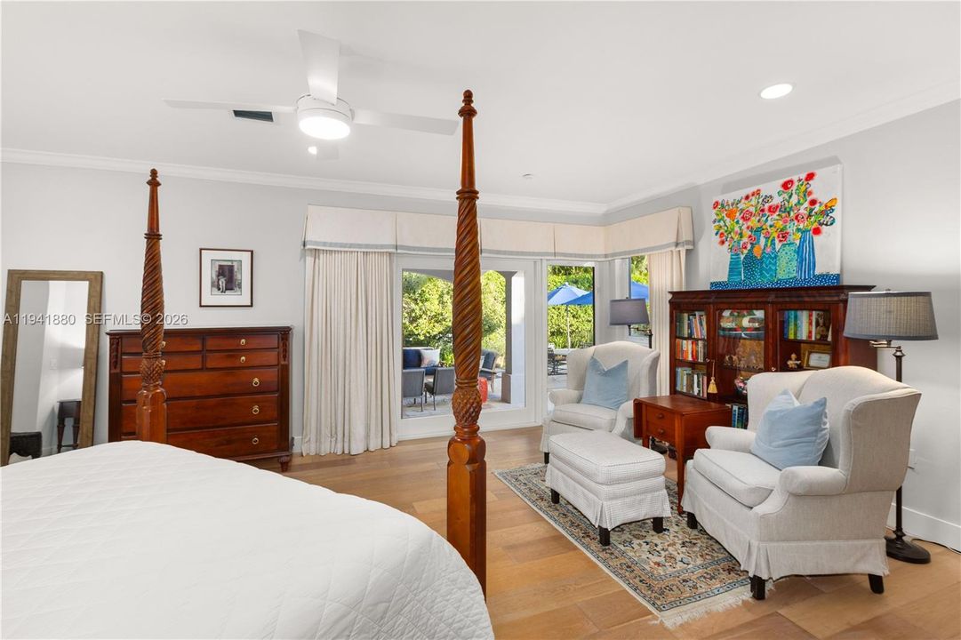 Recently Sold: $3,448,000 (4 beds, 4 baths, 3076 Square Feet)
