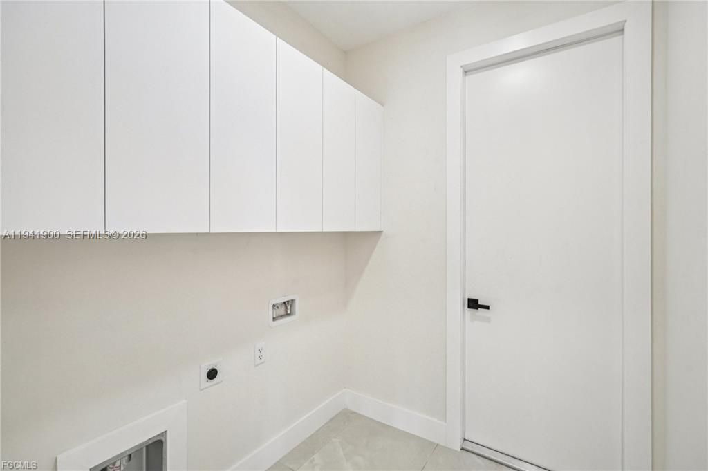 Recently Sold: $389,900 (3 beds, 2 baths, 1342 Square Feet)