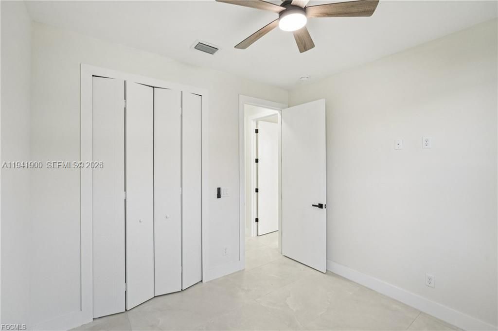 Recently Sold: $389,900 (3 beds, 2 baths, 1342 Square Feet)