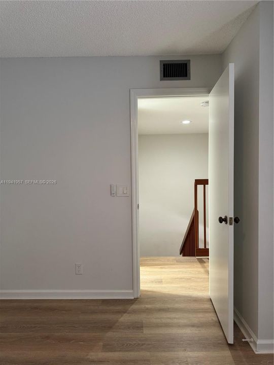 En Venta: $410,000 (2 camas, 2 baños, 1372 Pies cuadrados)