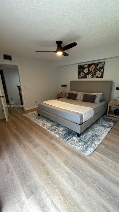 En Venta: $410,000 (2 camas, 2 baños, 1372 Pies cuadrados)