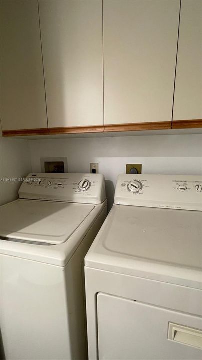 En Venta: $410,000 (2 camas, 2 baños, 1372 Pies cuadrados)
