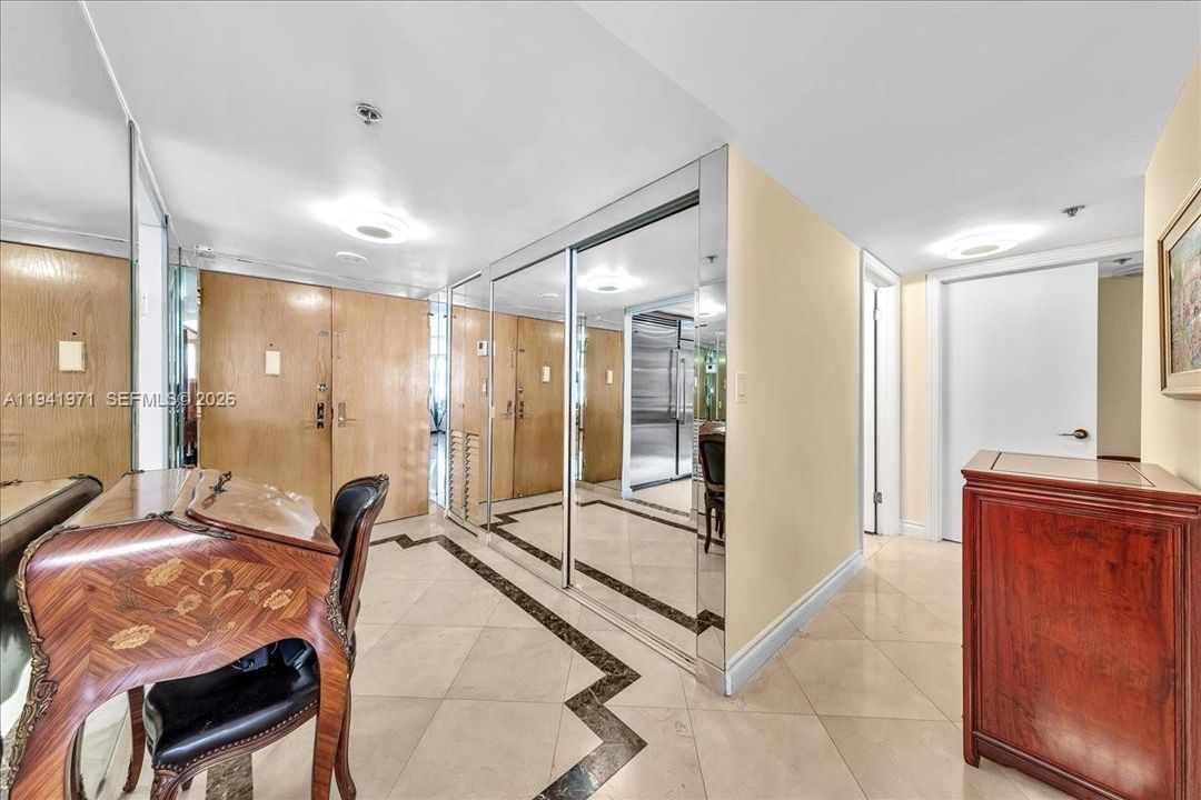 На продажу: $1,185,000 (2 спален, 2 ванн, 1672 Квадратных фут)