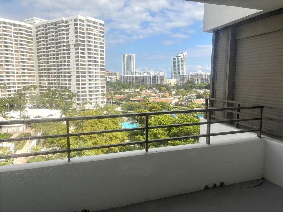 Vendido Recientemente: $185,000 (1 camas, 1 baños, 828 Pies cuadrados)
