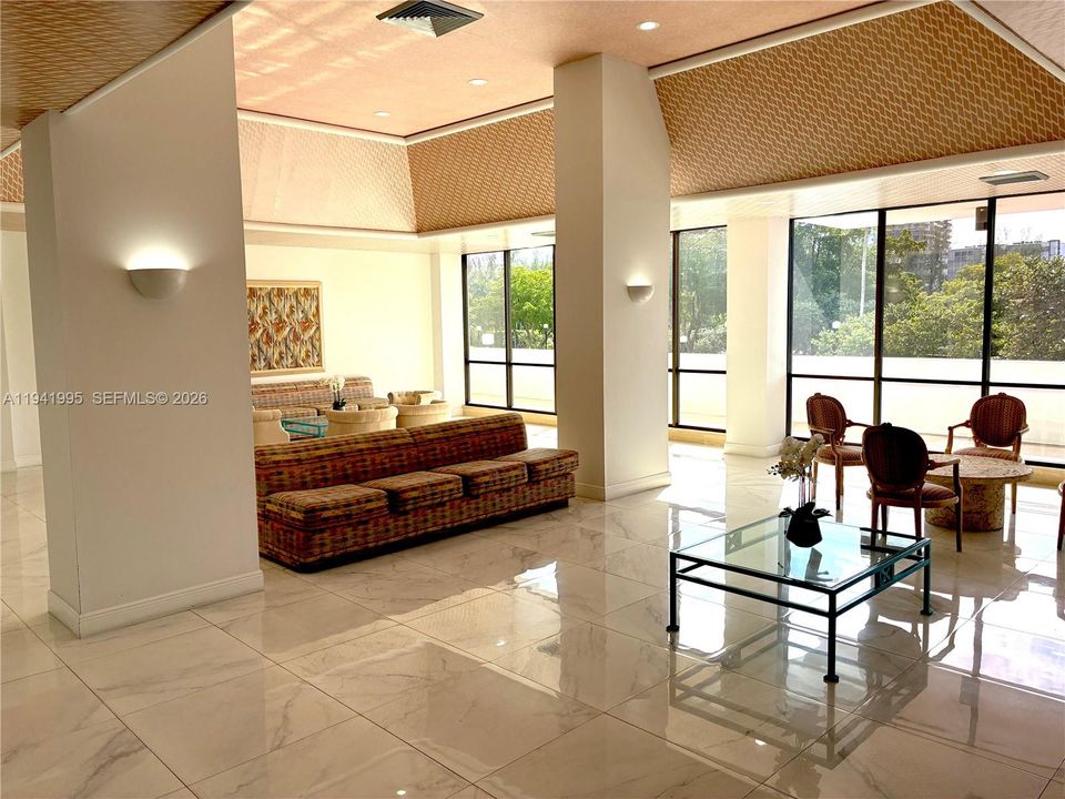 Vendido Recientemente: $185,000 (1 camas, 1 baños, 828 Pies cuadrados)