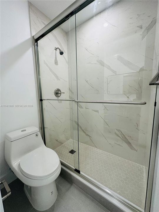 For Sale: $499,000 (2 beds, 1 baths, 1250 Square Feet)