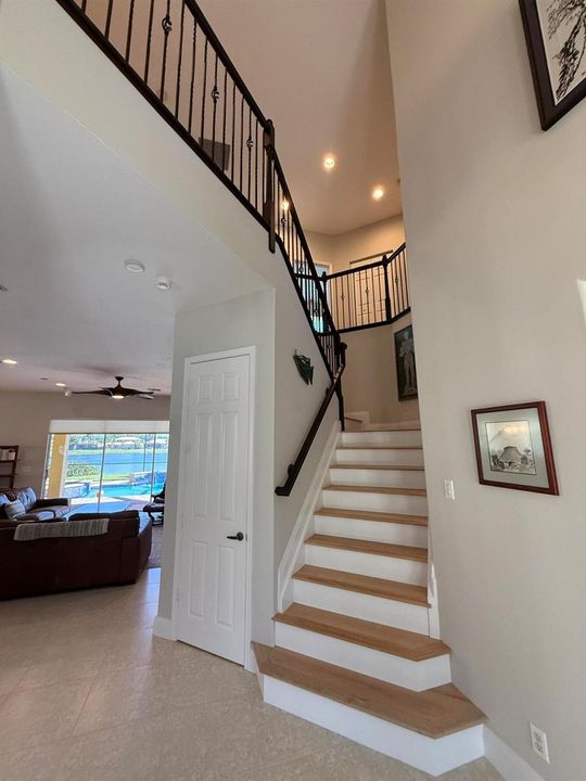 Stairwell Up