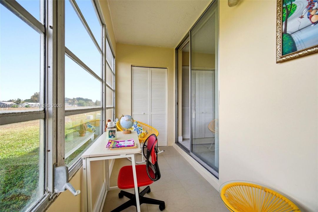 For Sale: $75,000 (1 beds, 1 baths, 590 Square Feet)