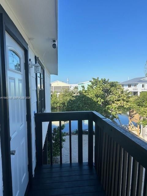 For Sale: $660,000 (3 beds, 3 baths, 1152 Square Feet)