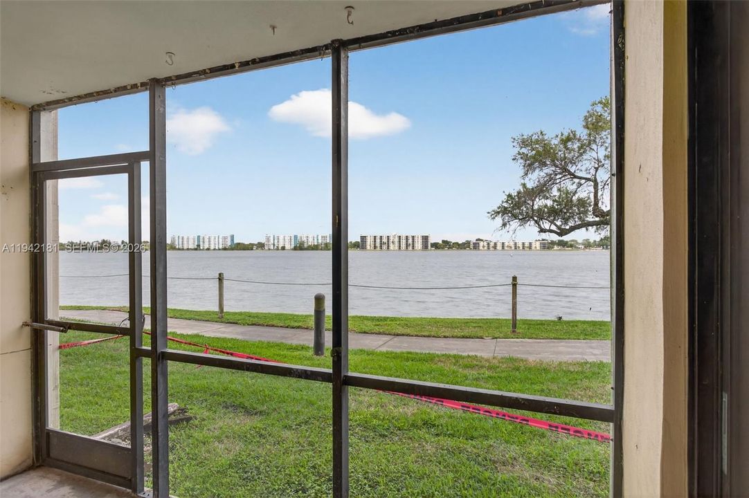 En Venta: $94,900 (2 camas, 2 baños, 920 Pies cuadrados)