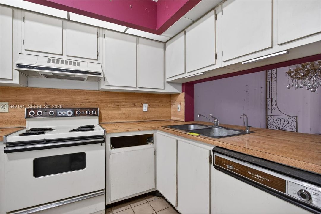 En Venta: $94,900 (2 camas, 2 baños, 920 Pies cuadrados)