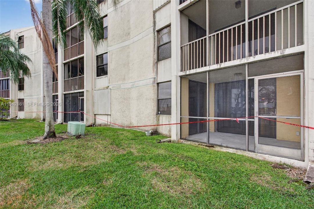 En Venta: $94,900 (2 camas, 2 baños, 920 Pies cuadrados)