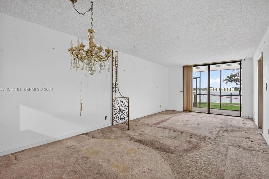En Venta: $94,900 (2 camas, 2 baños, 920 Pies cuadrados)