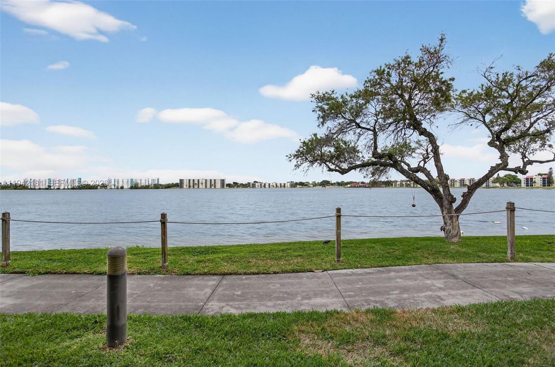 En Venta: $94,900 (2 camas, 2 baños, 920 Pies cuadrados)