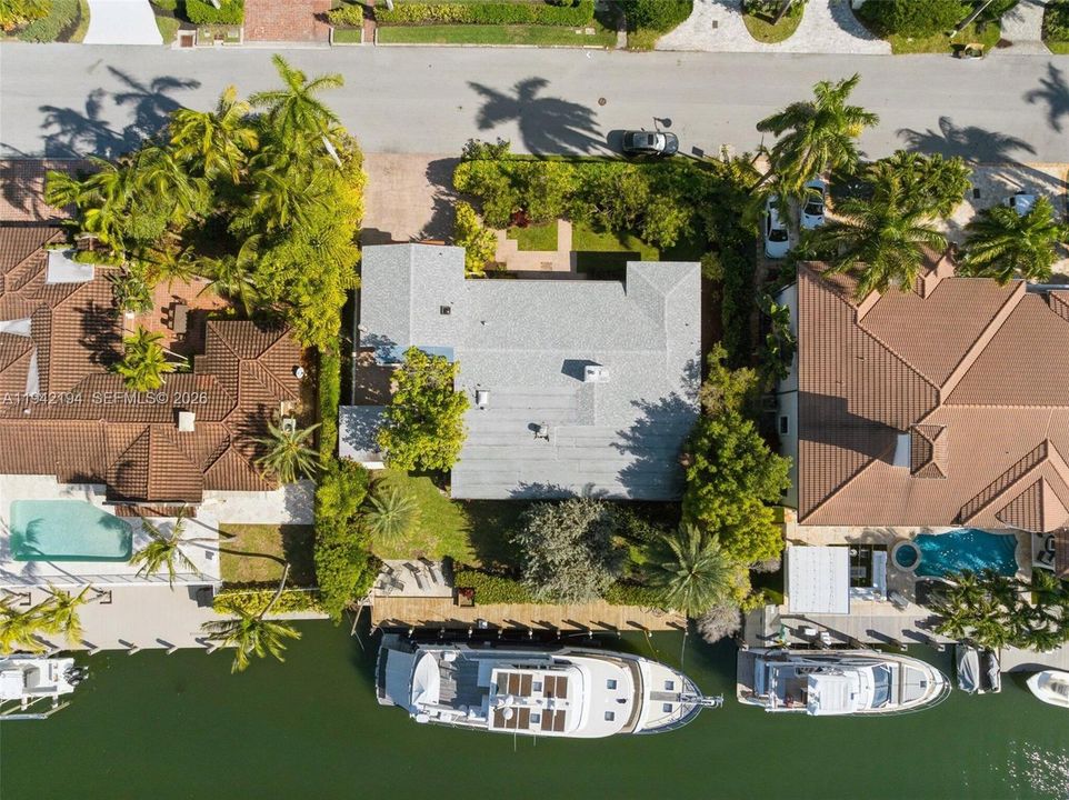 На продажу: $4,195,000 (3 спален, 3 ванн, 2683 Квадратных фут)