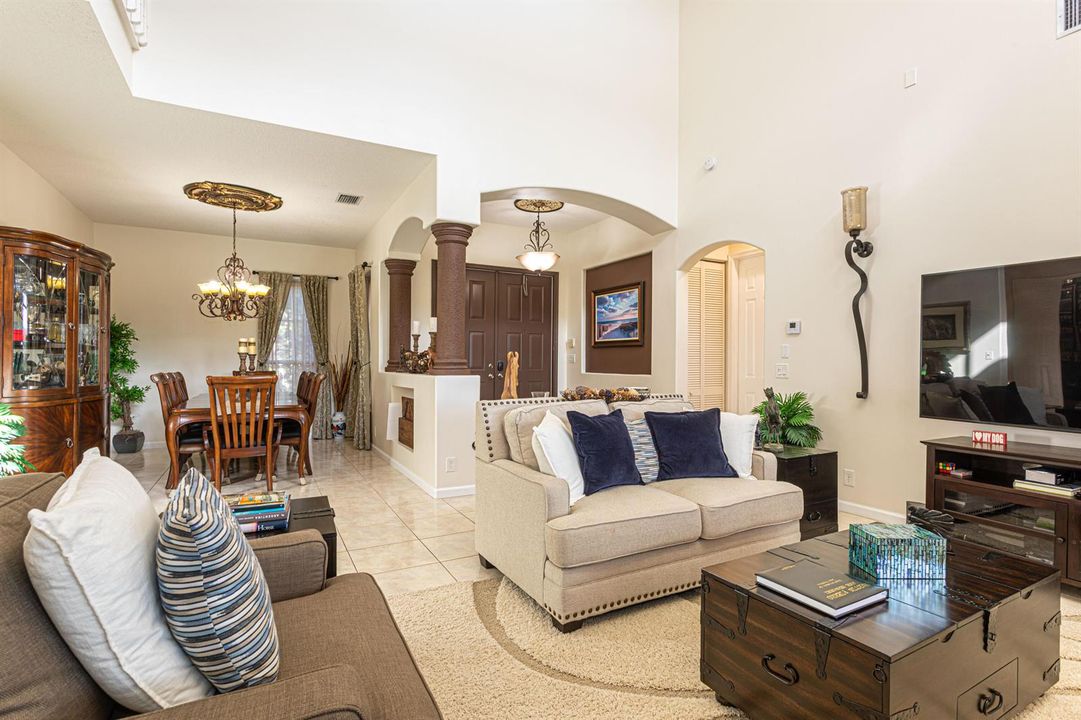 casa-9_1811 formal living