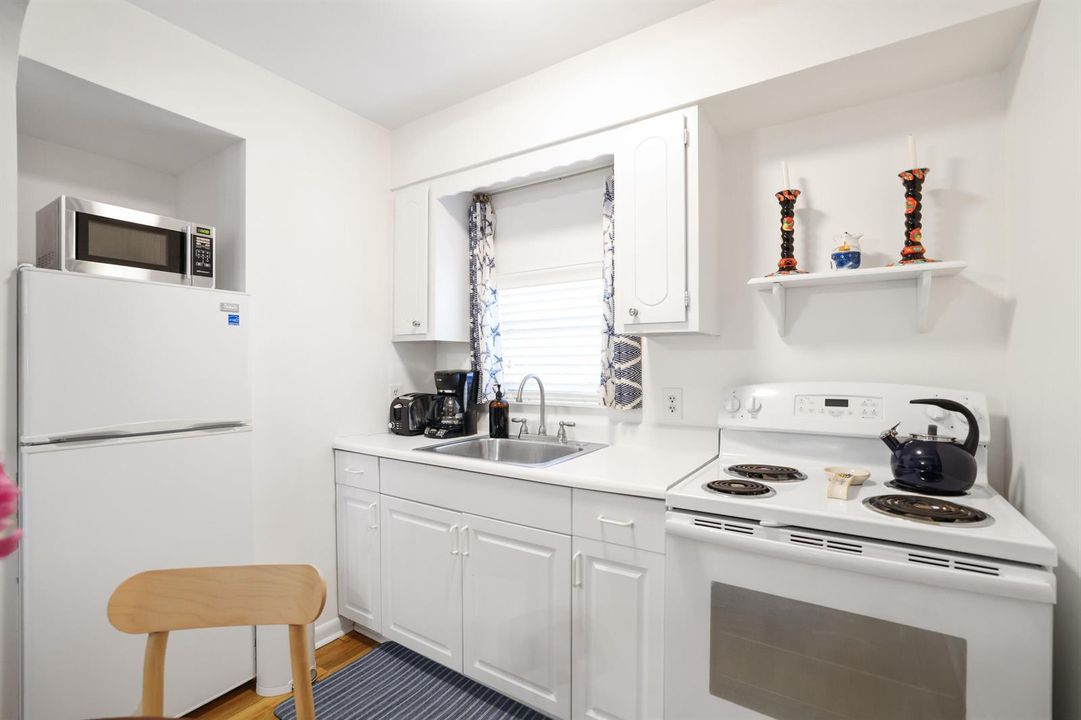 325 Greymon Drive - 54.jpg-FULL