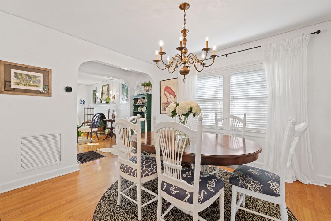 325 Greymon Drive - 15.jpg-FULL