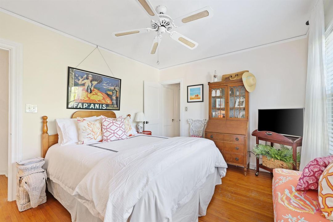 325 Greymon Drive - 31.jpg-FULL