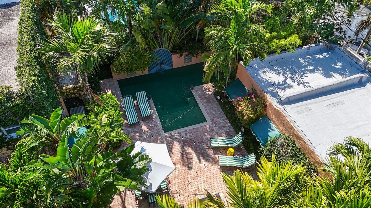 325 Greymon Drive - 60.jpg-FULL