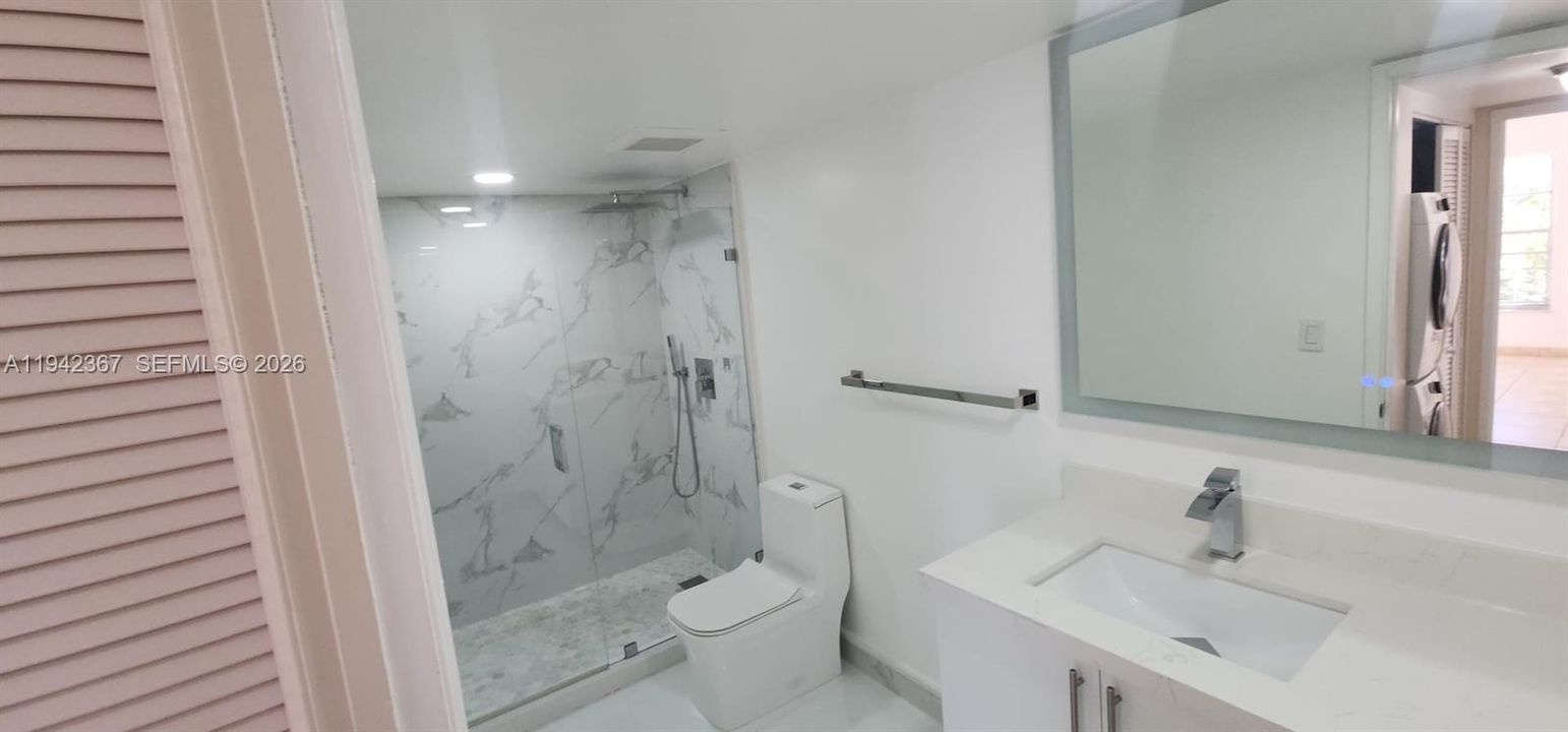 Nice and new bathroom