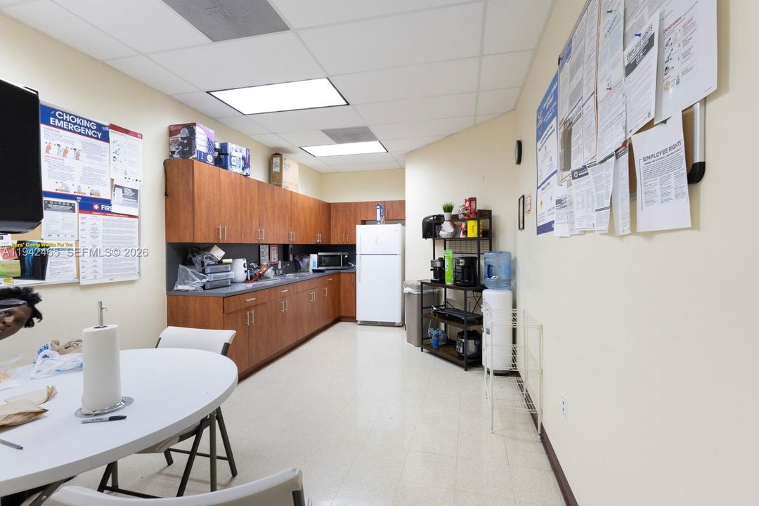 В аренду: $18 (0 спален, 0 ванн, 0 Квадратных фут)