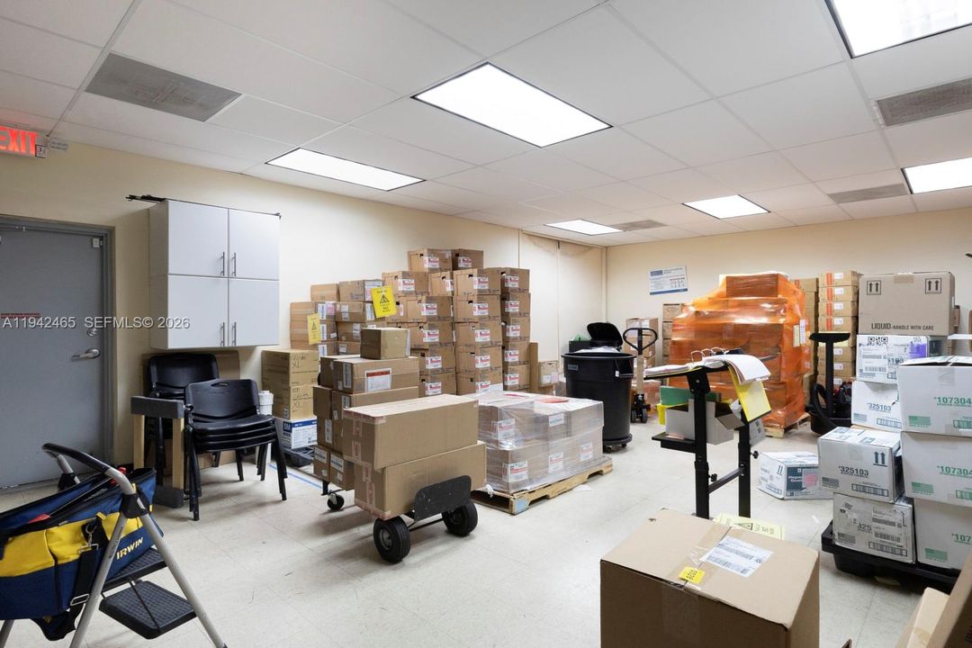 В аренду: $18 (0 спален, 0 ванн, 0 Квадратных фут)