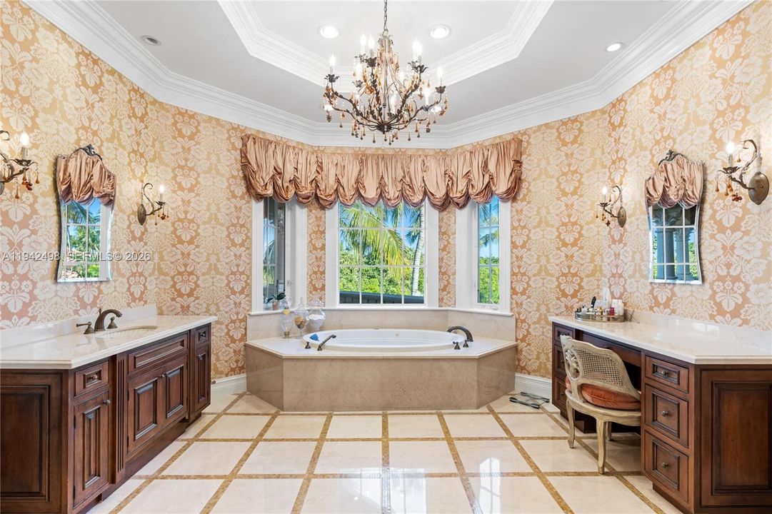 For Sale: $6,870,000 (4 beds, 6 baths, 6777 Square Feet)