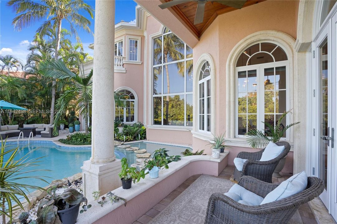 For Sale: $6,870,000 (4 beds, 6 baths, 6777 Square Feet)