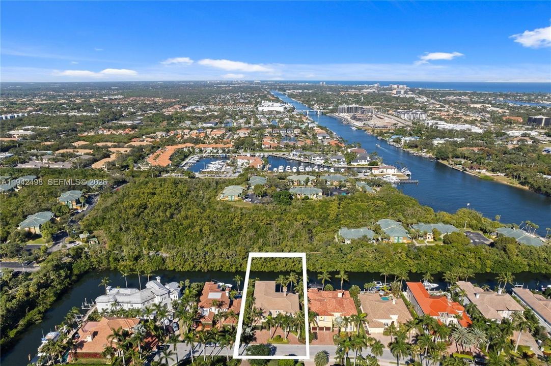 For Sale: $6,870,000 (4 beds, 6 baths, 6777 Square Feet)