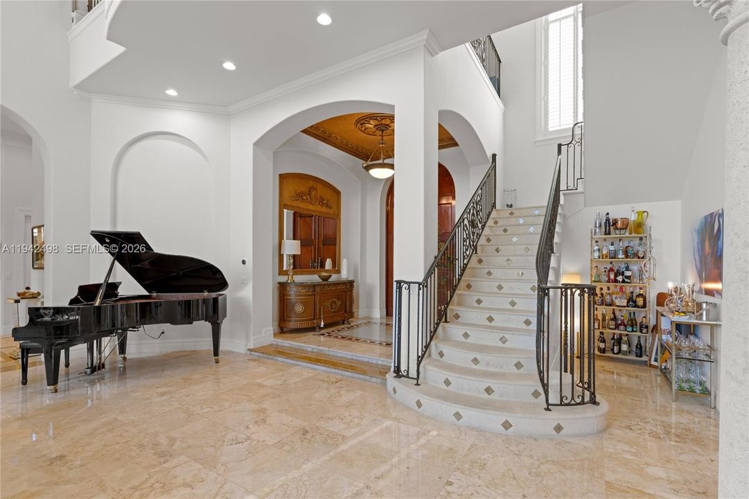 For Sale: $6,870,000 (4 beds, 6 baths, 6777 Square Feet)