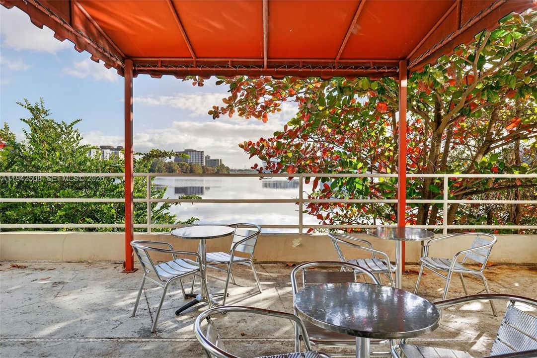 Vendido Recientemente: $55,000 (0 camas, 0 baños, 0 Pies cuadrados)