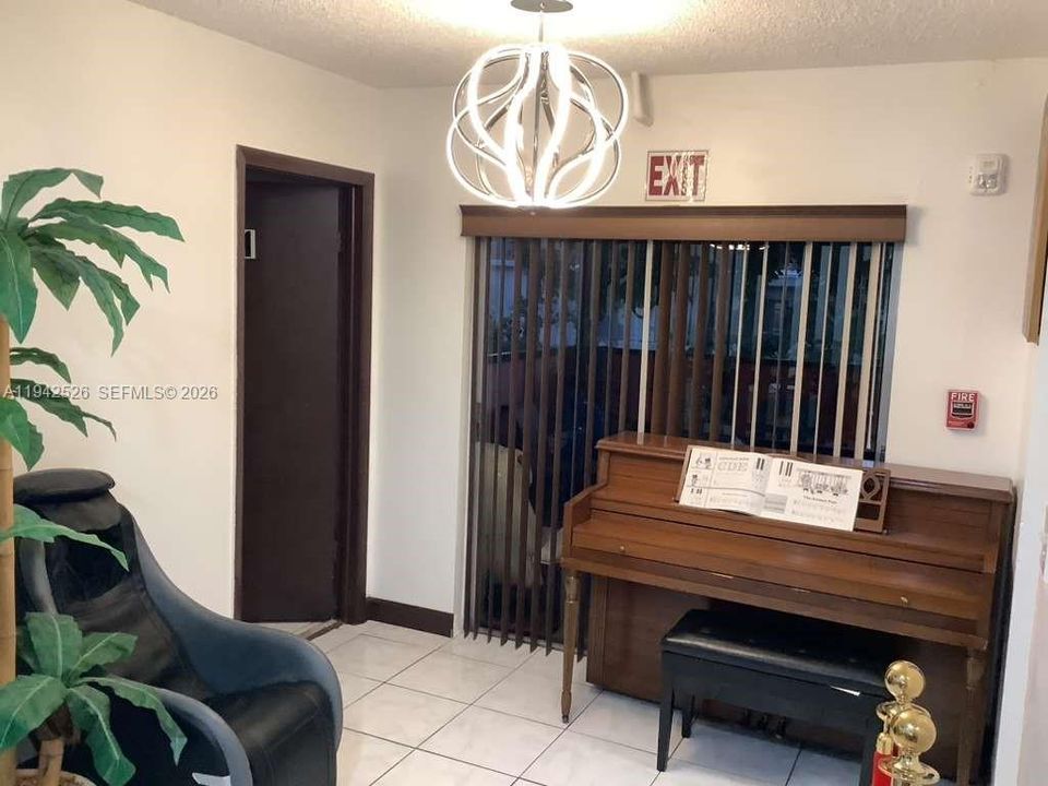 En Venta: $1,150,000 (4 camas, 2 baños, 0 Pies cuadrados)