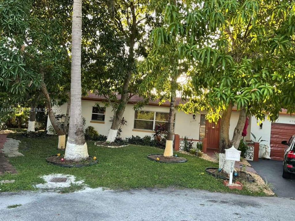 En Venta: $1,150,000 (4 camas, 2 baños, 0 Pies cuadrados)