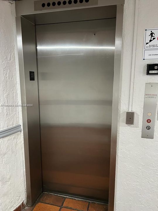 En Venta: $169,000 (0 camas, 1 baños, 560 Pies cuadrados)