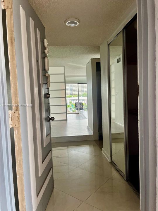 En Venta: $169,000 (0 camas, 1 baños, 560 Pies cuadrados)