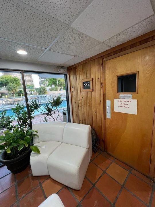 En Venta: $169,000 (0 camas, 1 baños, 560 Pies cuadrados)