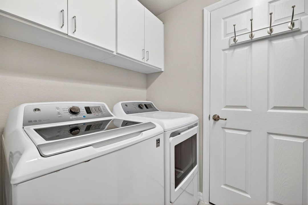 27-Laundry Room